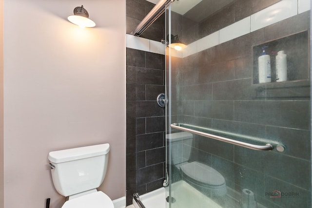 5538 Prairiemoor Ln, Long Grove, IL 60047 - full bath featuring toilet and a stall shower