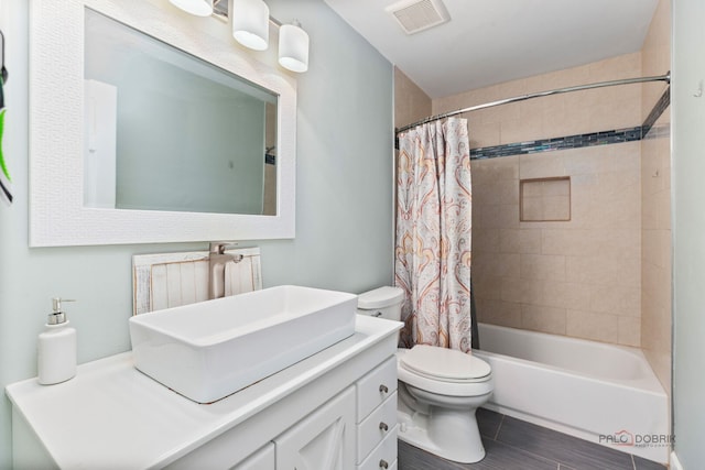 5538 Prairiemoor Ln, Long Grove, IL 60047 - bathroom with toilet, shower / bath combo, and vanity