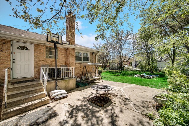 1636 S 14th Ave, Maywood, IL 60153 - view of patio / terrace
