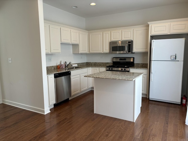 3049 Marion St, Elgin, IL 60124 - photo 4