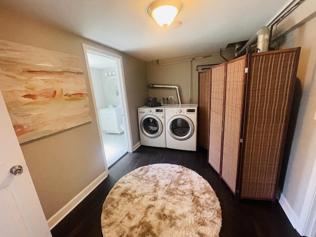 11 S Roberts Rd, Inverness, IL 60067 - laundry area featuring washing machine and clothes dryer, dark wood finished floors, and baseboards