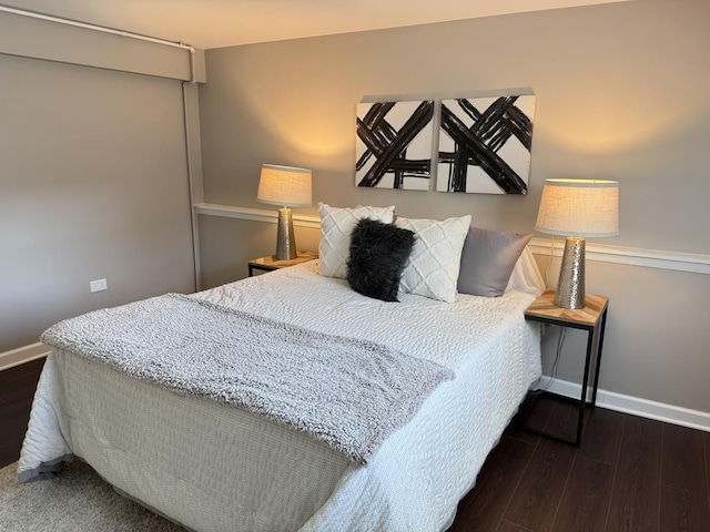 11 S Roberts Rd, Inverness, IL 60067 - bedroom with baseboards and wood finished floors