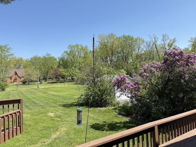 11 S Roberts Rd, Inverness, IL 60067 - surrounding community with a lawn