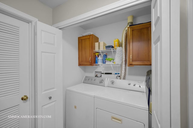 1677 Brightwood Pl Unit 8B, Aurora, IL 60506 - laundry area featuring cabinet space and washing machine and clothes dryer
