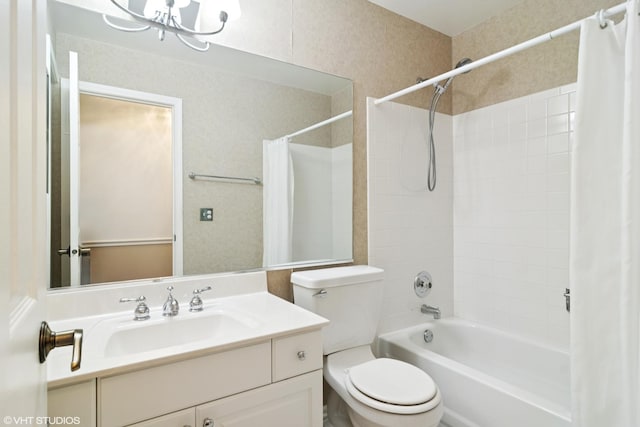 708 Newgate Ln Unit A, Prospect Heights, IL 60070 - bathroom featuring shower / tub combo, toilet, vanity, and a chandelier