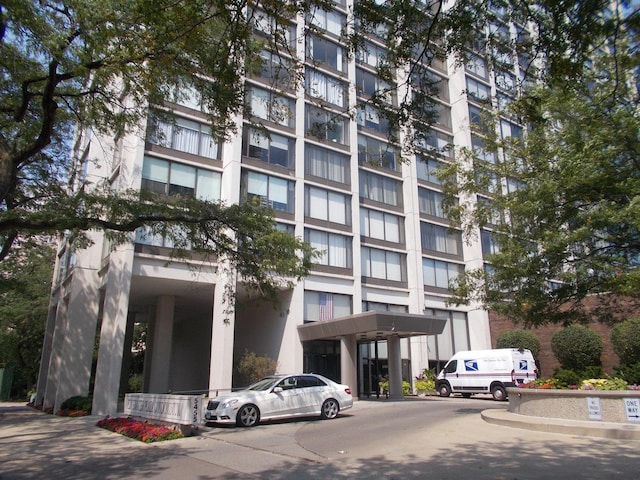 5455 N Sheridan Rd Unit 408, Chicago, IL 60640 - view of apartment building / complex