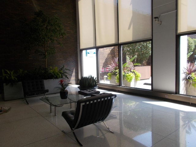 5455 N Sheridan Rd Unit 408, Chicago, IL 60640 - lobby featuring a towering ceiling