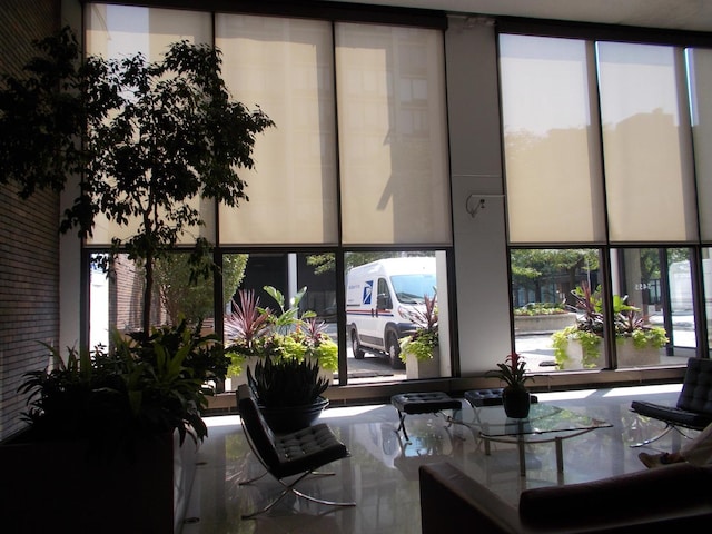 5455 N Sheridan Rd Unit 408, Chicago, IL 60640 - view of community lobby