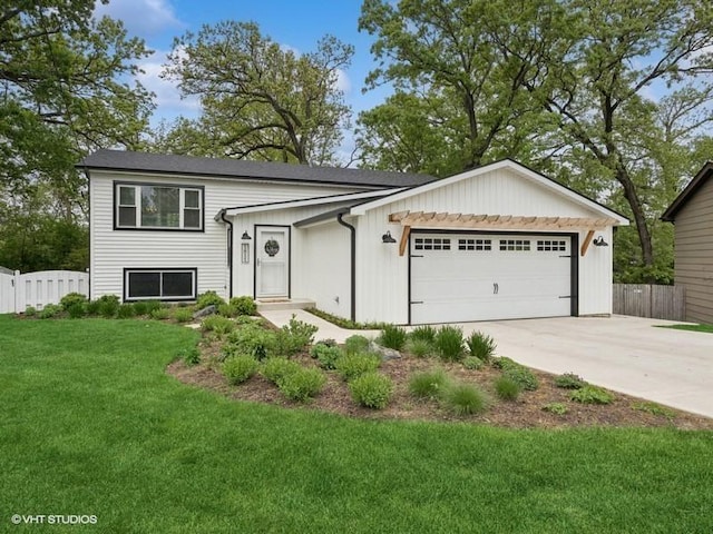 1811 Maplewood Ct, Lindenhurst, IL 60046 - view of front of house with a garage and driveway