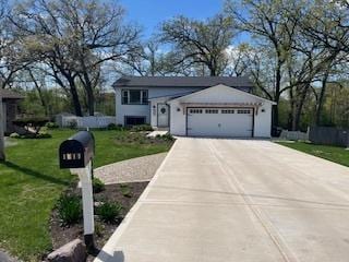 1811 Maplewood Ct, Lindenhurst, IL 60046 - view of front of property featuring an attached garage, driveway, and a front lawn