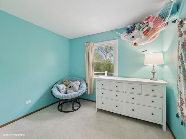 1811 Maplewood Ct, Lindenhurst, IL 60046 - living area featuring light carpet and baseboards