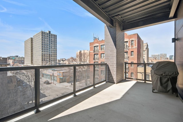 2773 N Hampden Ct Unit 401, Chicago, IL 60614 - balcony with a city view and grilling area