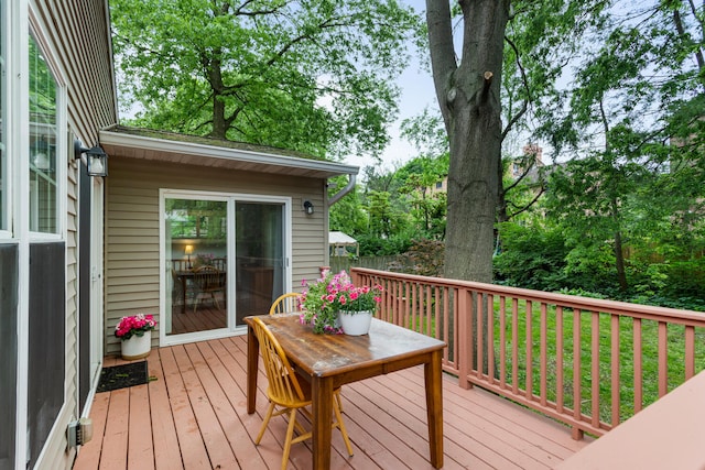 711 W Iowa St, Urbana, IL 61801 - view of wooden deck