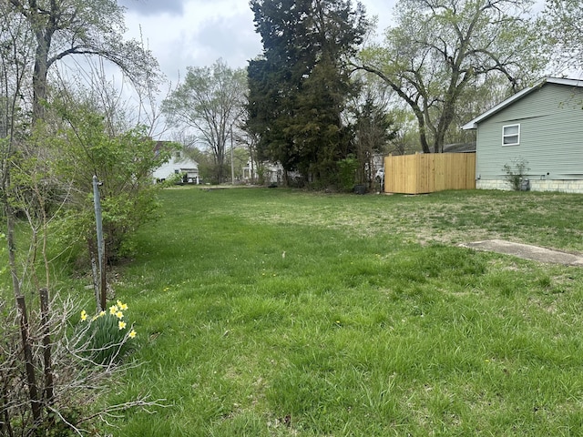 531 Tracy St, Peoria, IL 61603 - photo 4