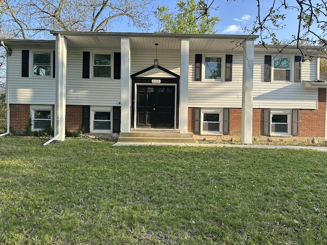 523 Circle Dr, University Park, IL 60484 - photo 1