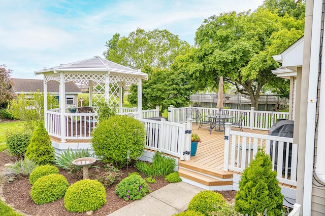 25037 W Liberty Dr, Channahon, IL 60410 - wooden deck with a gazebo