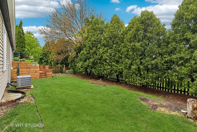 6109 Golfview Dr Unit 6109, Gurnee, IL 60031 - view of fenced backyard