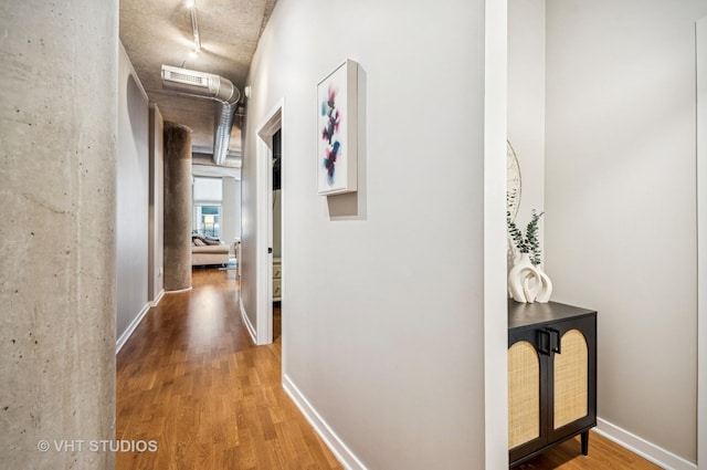 700 N Larrabee St Unit 905, Chicago, IL 60654 - hallway with wood finished floors and baseboards