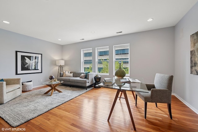 501 N Kingsbury St Unit G, Chicago, IL 60654 - living room with hardwood / wood-style flooring, baseboards, and recessed lighting