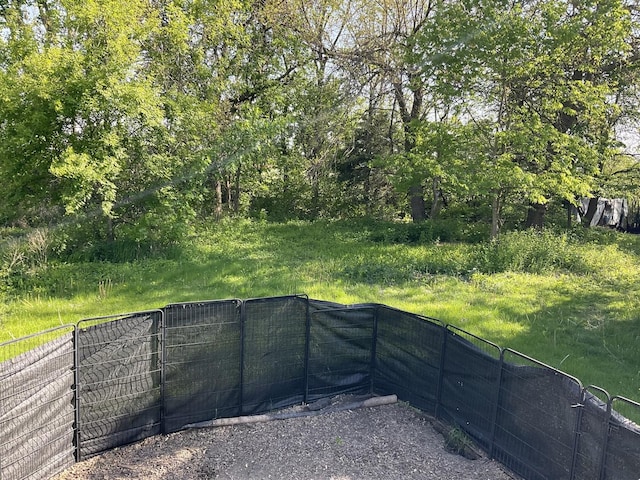 207 W Williams St, Dwight, IL 60420 - view of yard with fence