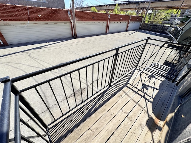 25 E 26th St Unit 2, Chicago, IL 60616 - view of wooden deck