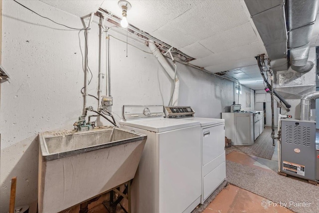1029 S 5th St, Saint Charles, IL 60174 - clothes washing area featuring washer and dryer and heating unit