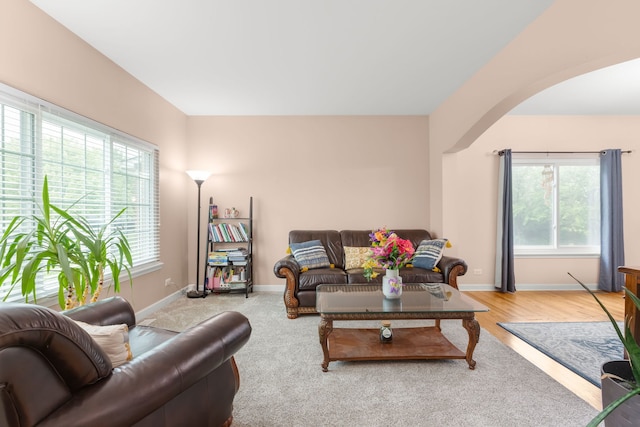 1984 Seaview Dr, Aurora, IL 60503 - living room with arched walkways and baseboards