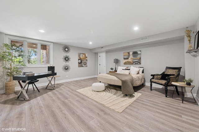 509 Burr Oak Pl, Hinsdale, IL 60521 - bedroom with light wood-type flooring, recessed lighting, and baseboards
