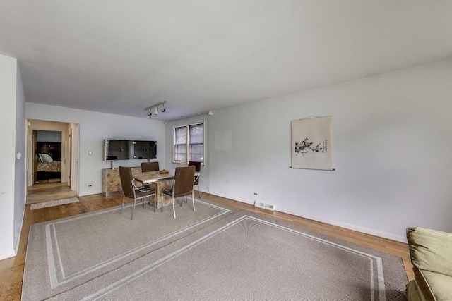 1021 S Blvd, Evanston, IL 60202 - dining room featuring wood finished floors and baseboards
