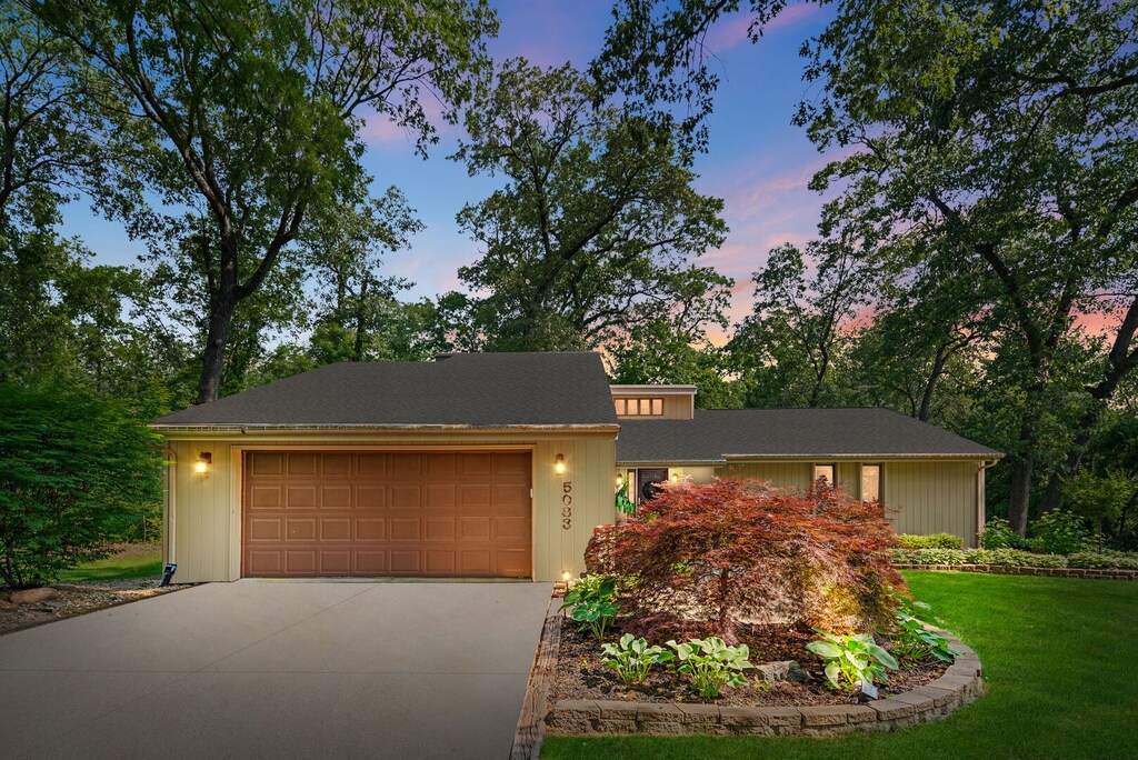 5083 Northridge Dr, Saint Anne, IL 60964 - photo 1