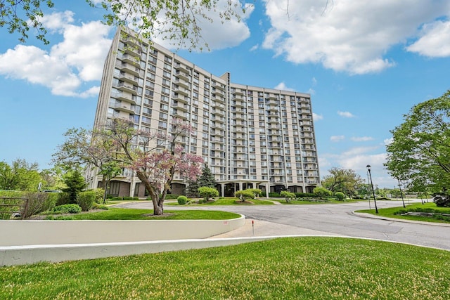 40 N Tower Rd Unit 3G, Oak Brook, IL 60523 - view of apartment building / complex