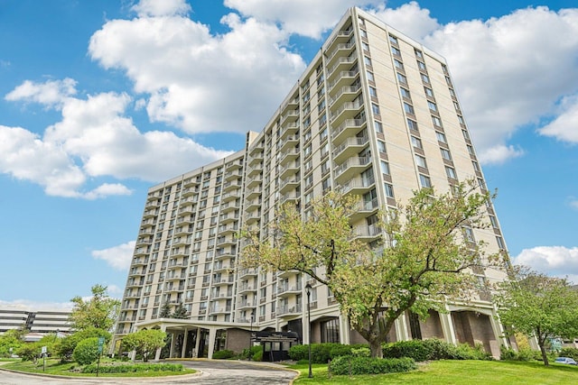 40 N Tower Rd Unit 3G, Oak Brook, IL 60523 - view of apartment building / complex