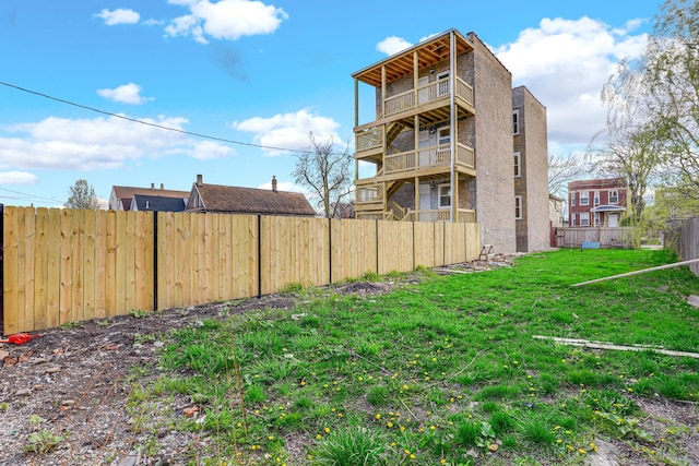 1315 S Kolin Ave, Chicago, IL 60623 - view of yard featuring a balcony