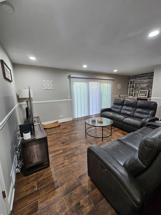 8 W Emerson St, Arlington Heights, IL 60005 - living room featuring wood tiled floors, recessed lighting, and baseboards