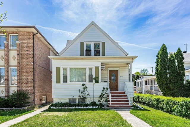 view of front of house featuring a front yard