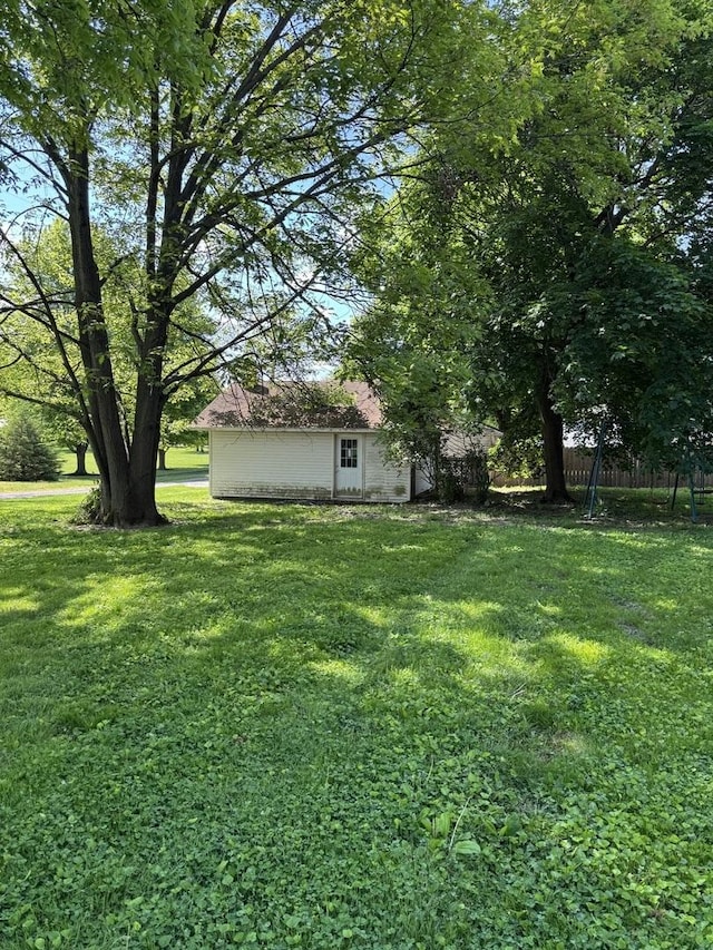 view of grassy yard