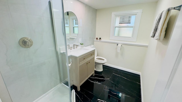 527 Northgate Rd, Lindenhurst, IL 60046 - full bathroom with a stall shower, baseboards, toilet, and vanity
