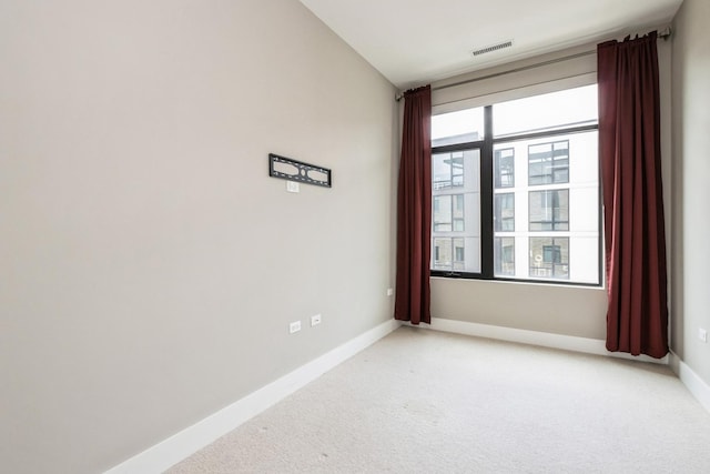 1701 W Webster Ave Unit 611, Chicago, IL 60614 - unfurnished room featuring light colored carpet and baseboards