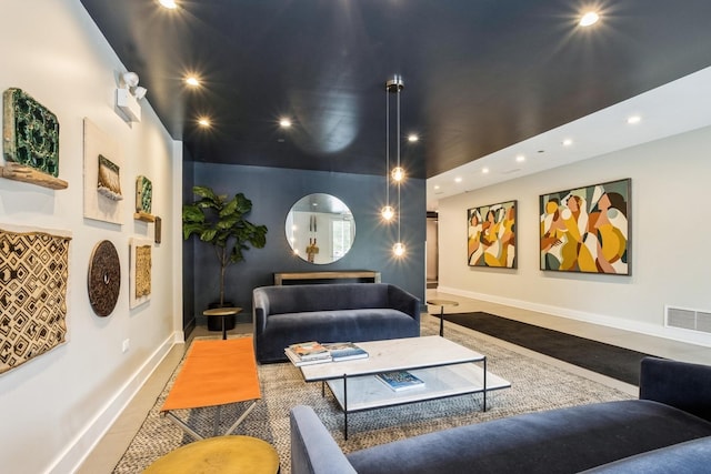 1701 W Webster Ave Unit 611, Chicago, IL 60614 - home theater with recessed lighting and baseboards