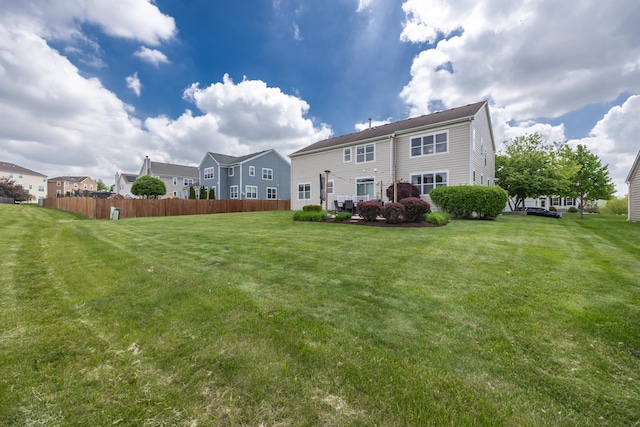 3080 Wickenden Ave, Elgin, IL 60124 - rear view of property with a residential view