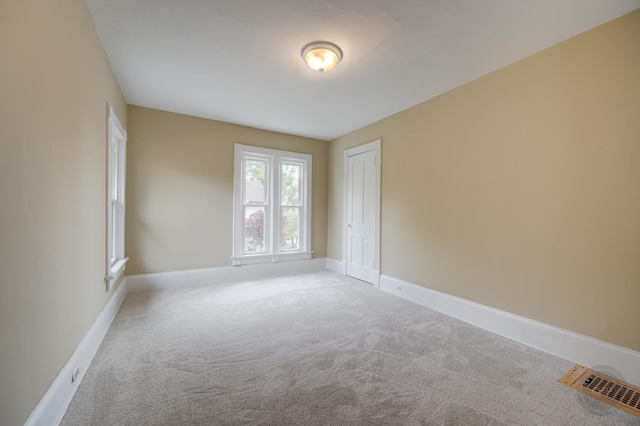 125 Arbor Ave, West Chicago, IL 60185 - unfurnished room with carpet flooring and baseboards