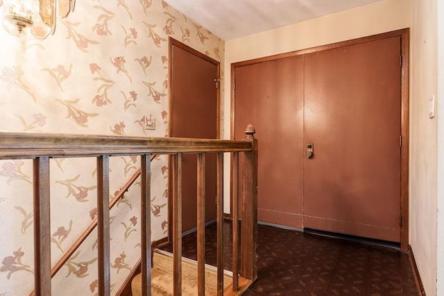 5718 Tasselbury Close, Rockford, IL 61114 - hall featuring wallpapered walls