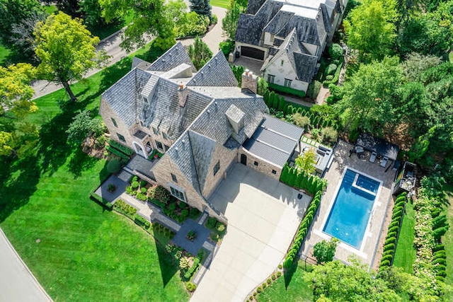 31 Concord Dr, Oak Brook, IL 60523 - aerial view of a pool area