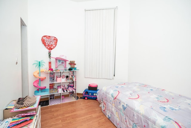 3929 W Arthington St, Chicago, IL 60624 - bedroom featuring wood finished floors