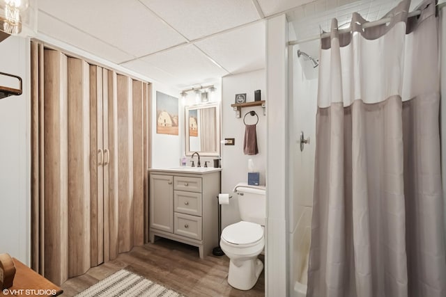 713 Sylviawood Ave, Park Ridge, IL 60068 - full bath with wood finished floors, a shower with curtain, toilet, and vanity