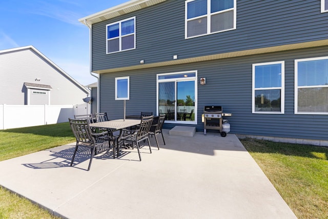 2319 Coventry Cir, Sycamore, IL 60178 - view of patio with grilling area
