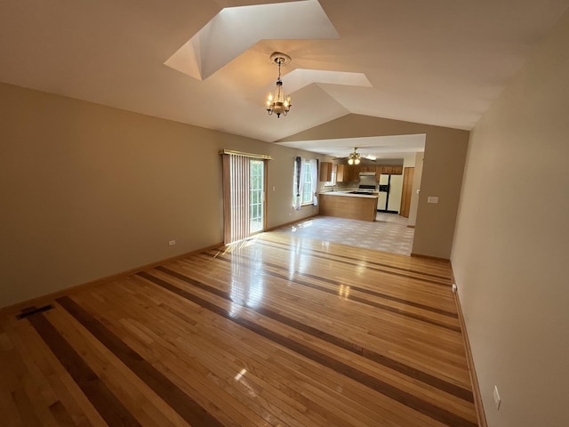 122 Tay River Dr, Carpentersville, IL 60110 - photo 11