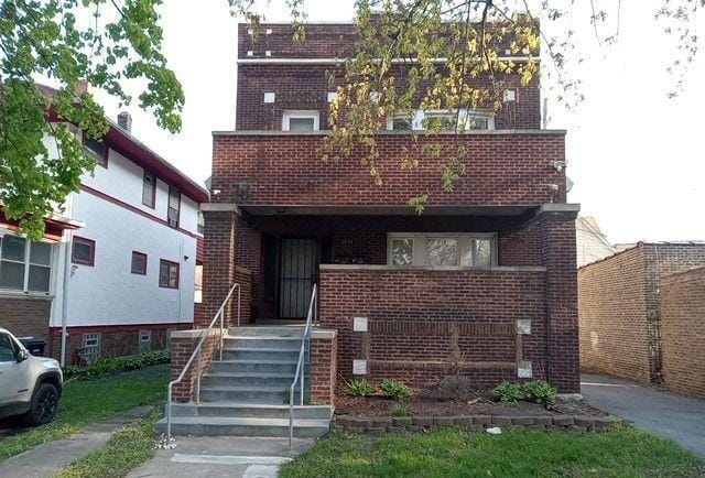 2614 E 78th St, Chicago, IL 60649 - photo 1