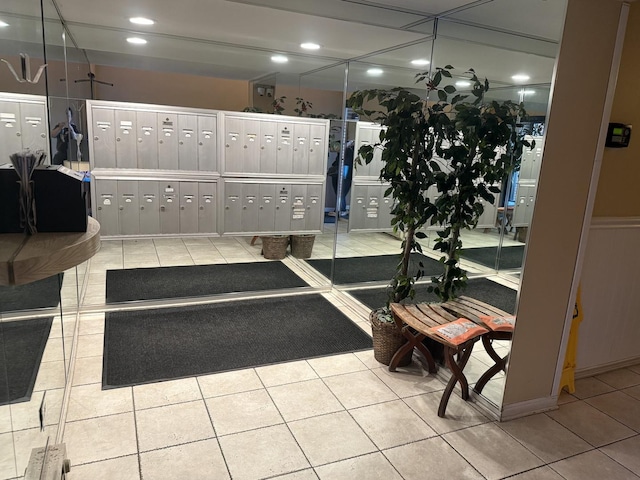 740 Weidner Rd Unit 206, Buffalo Grove, IL 60089 - community lobby with recessed lighting