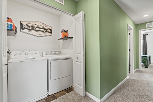 824 Briar Glen Ct, Hampshire, IL 60140 - laundry room featuring washer and clothes dryer and baseboards